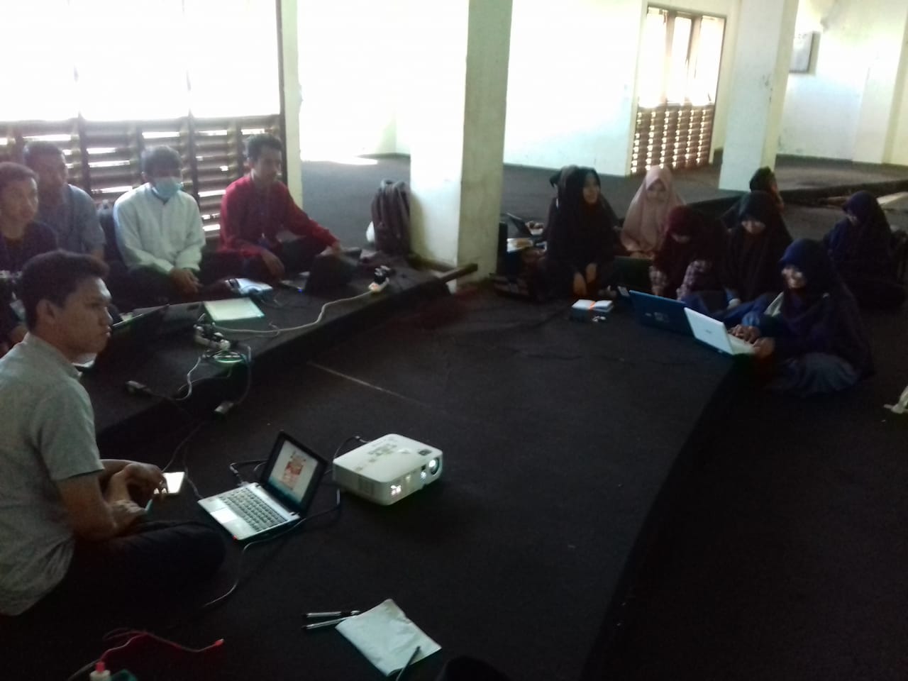 Gambar UKM Ritma Gelar Pelatihan Diklat Desain Grafis